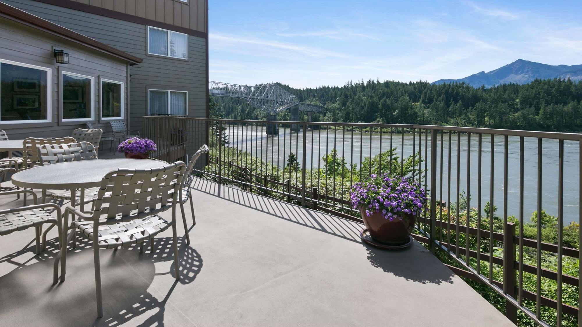 Best Western Plus Columbia River Inn Cascade Locks Zewnętrze zdjęcie